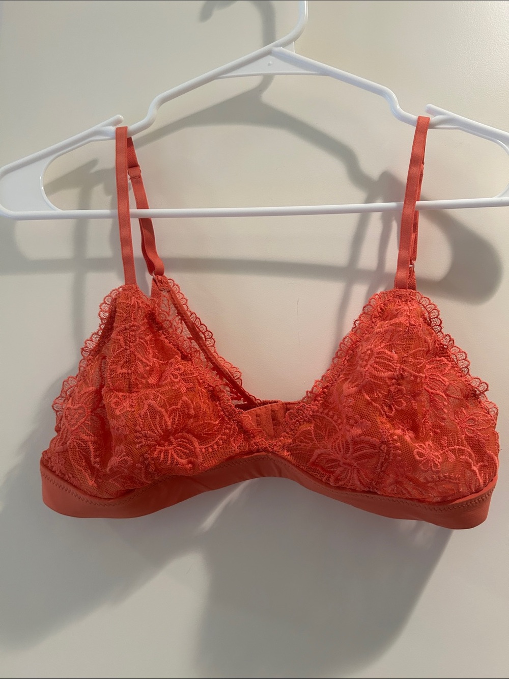 Aerie Show Off Tropicool Lace Wireless Bralette in Intimates size M